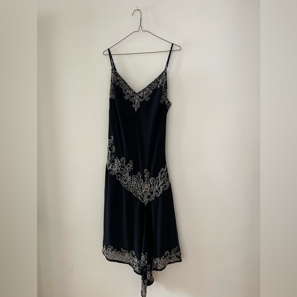 Vintage dress ~ stunning piece - Picture 1 of 4